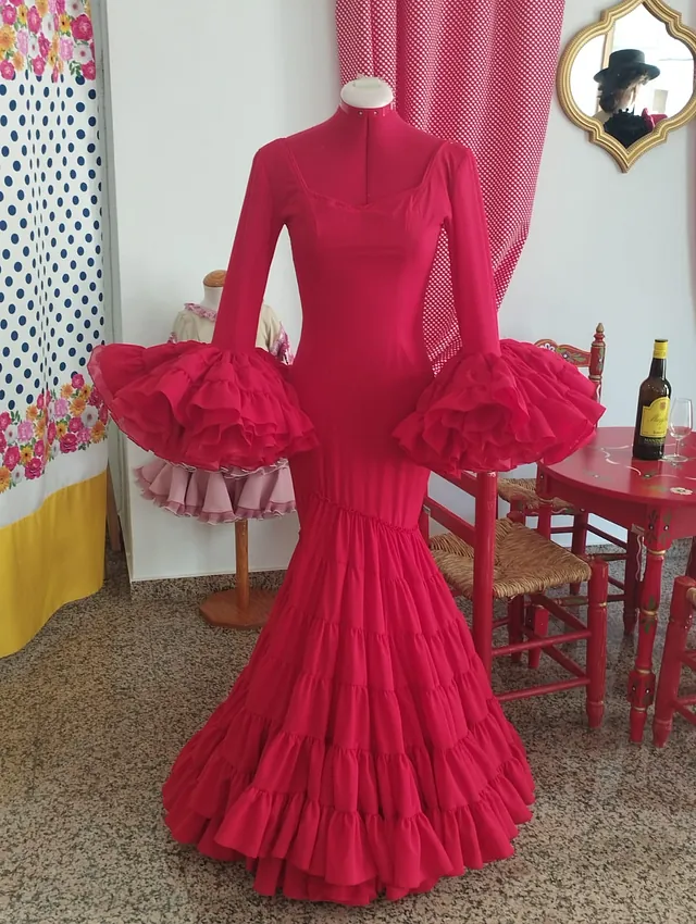 vestido de flamenca color rojo